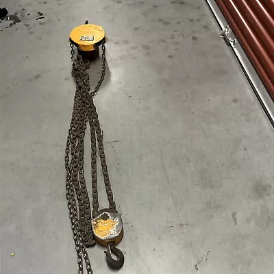Vintage Process Engineering Corp 2 Ton Chain Hoist Pulley Model CF-4000 • $200