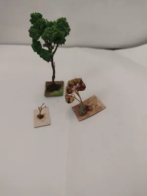 3 N Gauge  Trees - Unboxed • £4.95