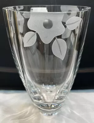 Mikasa 10” Tall Lead Crystal Vase With Frosted “Daisies” Made In Slovenia • $70