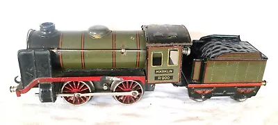 AC2803: Vintage Marklin 0 Gauge Clockwork 0-4-0 Locomotive & Tender R900 • $100.35