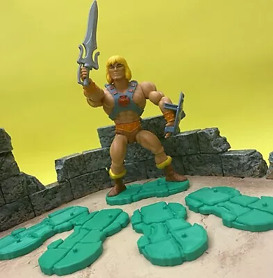 MOTU Masters Of The Universe Stand Green! Double Peg Standard Width (QTY 4) • $12.95