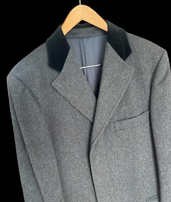 YSL Yves Saint Laurent Men’s Coat Perfect Condition. Cut A Dash In The City. • £300