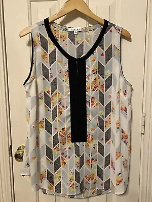 CAbi  Womens Geometric Floral Sleeveless Tunic Top Blouse Size Large Style #249 • $16.99