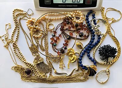 Vintage Jewelry Lot 19 Pieces Some Signed Trifari Monet Napier SC  • $13.50