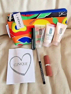 £20 • Buy Clinique Travel Gift Set - Eyes, Skin, Make Up. Inc Full Size Lipstick And Bag