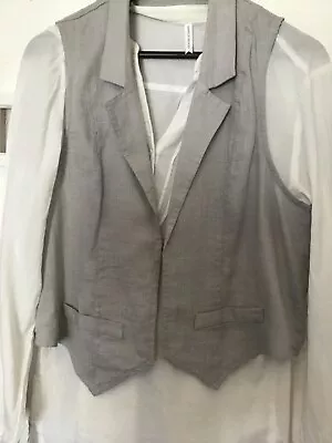 Light Grey Linen Waistcoat Size 16 • £3.99