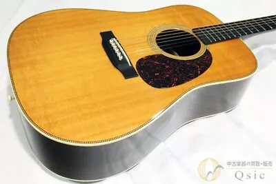 Martin HD-28V 2008  Acoustic Guitar • $4132