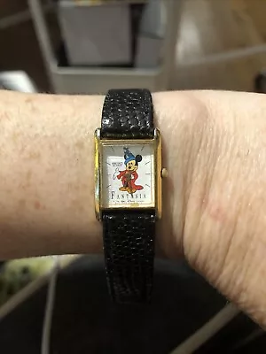 Vintage Rare Watch Ladies SEIKO FANTASIA Quartz Walt Disney Japan 1N00-5B59 • $140