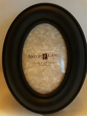 Astor Lane Dark Walnut 4 X 6 Photo Frame. New In Box. • $13.04