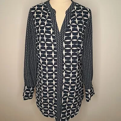 W LANE Womens Blouse Shirt Sz 8 Blue White Long Sleeve Button-up Geometric Print • $11.95
