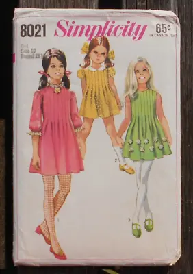 £2 • Buy Vintage 1960s SIMPLICITY Sewing Pattern 8021.  DRESS. Age 10yrs.