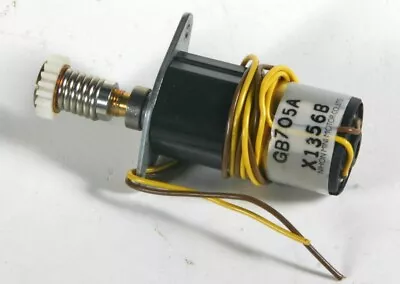 Motor - Miniature -  12 Vdc - • $12