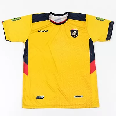 Ecuador Home Soccer Jersey Qatar Mundial Size Large -- See Measurements • $27.88