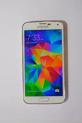 Samsung Galaxy S5 SM-G900I 16GB - White (Unlocked) Smartphone + All Accessories • $65