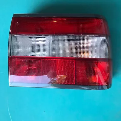 Volvo 850 Sedan Passenger Side RH Tail Light Lamp Assembly Excellent Condition • $65