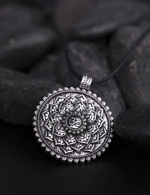 $8.98 • Buy Vintage Wicca Flower Of Life Sacred Geometry Pendant Om Yoga Talisman Necklace 