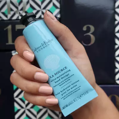 Crabtree & Evelyn LA SOURCE Ultra-moisturising Hand Cream 25g  • £9.99