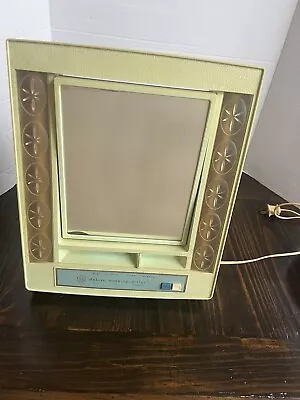 Vintage GE General Electric Deluxe Make-Up Mirror Light Up Vanity Mirror • $29.99