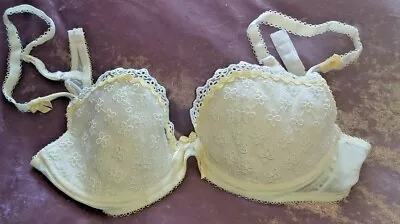 Marks And Spencer CERISO Bra 36B White With Lemon Trim • £10