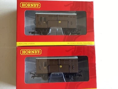 £20 • Buy Hornby OO Scale 2 Off GWR Horse Boxes, R6507 & 6507A, Boxed.