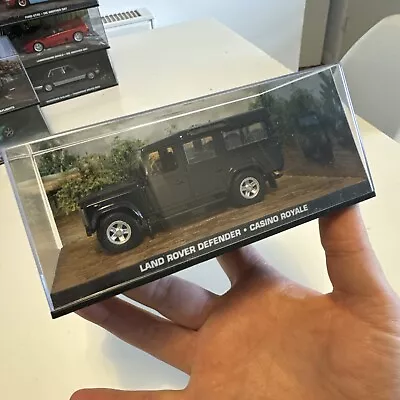 LAND ROVER DEFENDER #85 007 James Bond Collection Model  CASINO ROYALE DieCast • £14.95