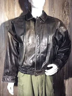 Wilsons Distressed Leather Men’s L Leather Bomber Jacket Coat Heavy Duty L2 • $44.99