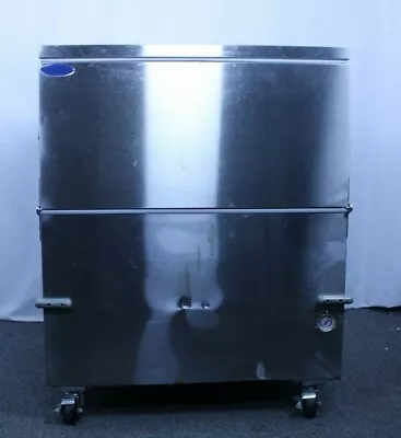 *Ding & Dent* Norlake AR082SSS/0-A Open Front Milk Cooler • $1495