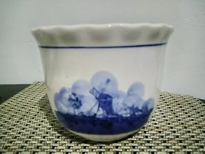 $15.95 • Buy Vintage Ceramic Garden Pot House Plant Pot 5  White With Blue Windmills 