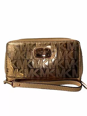 Michael Kors Wristlet Pink/Gold/Rose Gold • $70