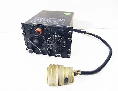 Military Aircraft ARC-27 UHF Radio Control Head A-4 Skyhawk B-52 F-86 T-28 33 • $165