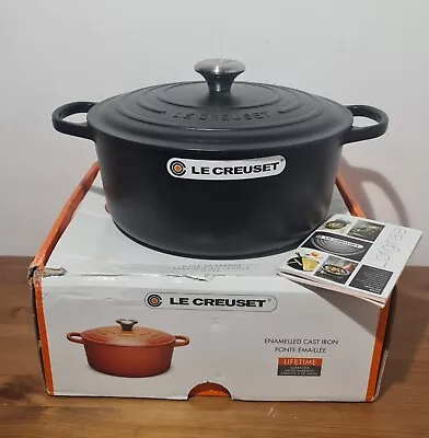 Le Creuset 28cm Round Cast Iron Casserole - Matt Black • £175