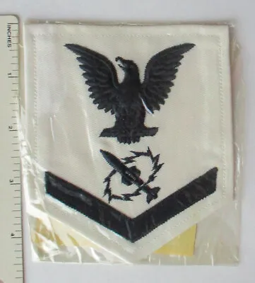 US NAVY Rate PATCH MISSILE TECHNICIAN 3rd Class PETTY OFFICER On White Original • $13.45