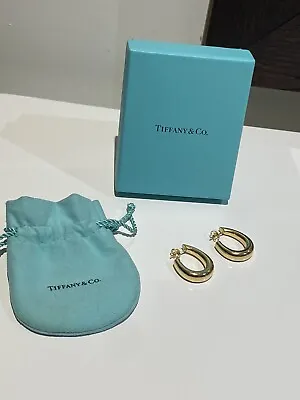 £950 • Buy TIFFANY & CO 14K Yellow Gold 'J' Shape Hoop Earrings 