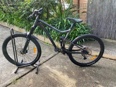 $1700 • Buy Merida One Forty Dual Suspension Mountain Bike Black 