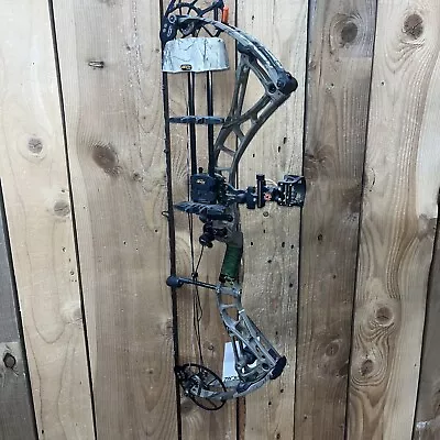 Bowtech Realm SS RH 50-60# 25-31  Mossy Oak Country Roots SET UP! • $675