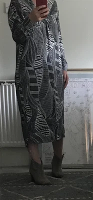 £35 • Buy Stunning Brora NEW Dress Size S