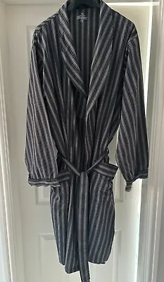 TU Mens Robe Dressing Gown - Size XL - Black Stripe - Hardly Worn • £4.99