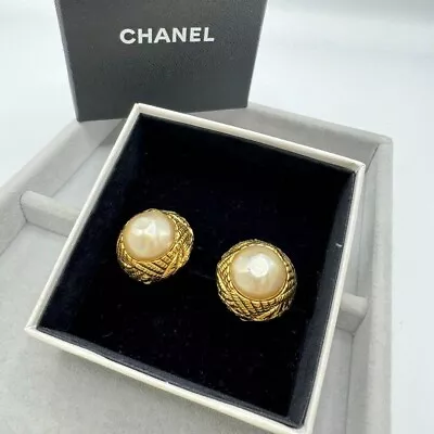 Genuine Chanel Earrings 1984's Rare 2200 Pearl Gold Clip On Japan 1218 60 • $175