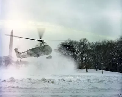 Marine One Helicopter Lands At White House During Snowstorm JFK New 8x10 Photo • $8.99