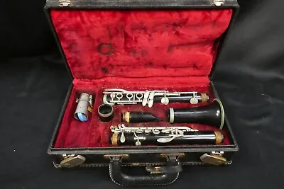 Selmer CL-300 Student Bb Clarinet • $50