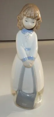 Zaphir Figurine Girl Holding Satchel Made In Spain • £15