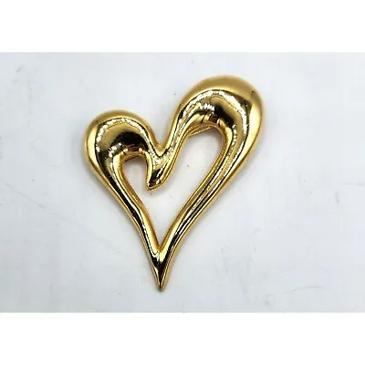 * Gold Tone Heart Brooch - Monet  * • $15