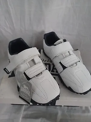 Lonsdale Kids Trainers Size 8 Eur 25.5 Boxed • £15