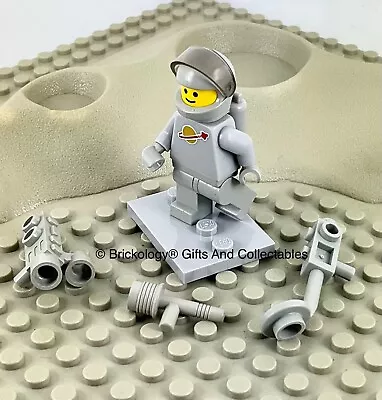 £55 • Buy Lego Classic Space Light Grey Minifigure Gold Moon Logo RARE UNRELEASED FIGURE