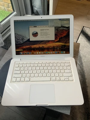 £130 • Buy Apple MacBook 13  Laptop 2.4GHz 4GB RAM 250Gb SSD MacOS 10.13 High Sierra A1342
