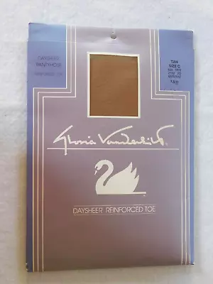 Gloria Vanderbilt Day Sheer Pantyhose Reinforced Toe Size C Tan • $9.99