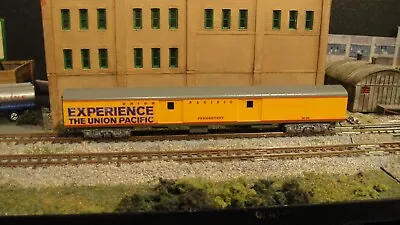 N Scale Union Pacific Kato Custom Excursion Passenger Baggage  Promontory #5752 • $125