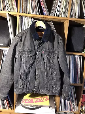 Men’s Levi’s Sherpa Jacket Denim Great Condition Size Medium • £36.99