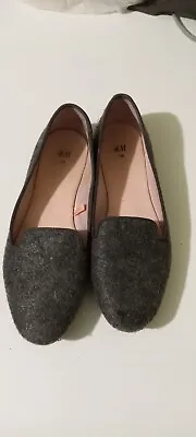 Woman Gray Shoes Size 8 H& M • $12.99