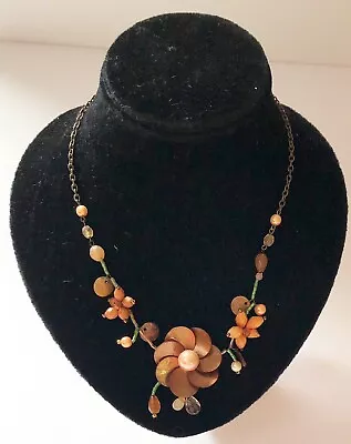 Handmade Womens Beaded Necklace Beige Flowers Maui Shell Glass Faux Pearls Brass • $17.97